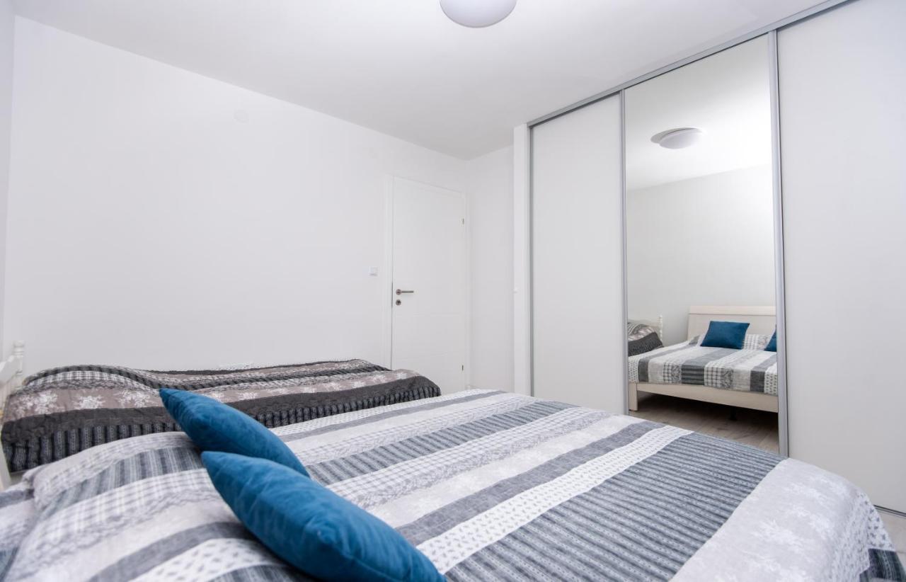 Apartma Kalemova
